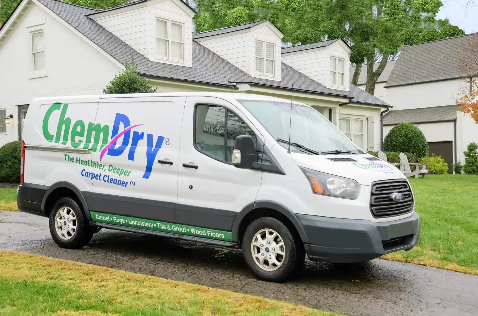 Professional upholstery cleaning service van equipped with advanced cleaning machines for deep upholstery and floor cleaning